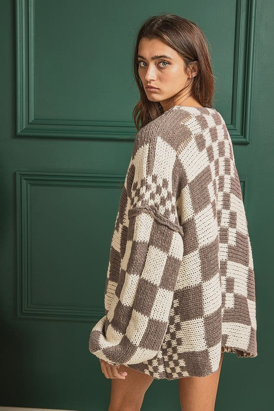 Oversized Checkered Cardigan (charcoal)