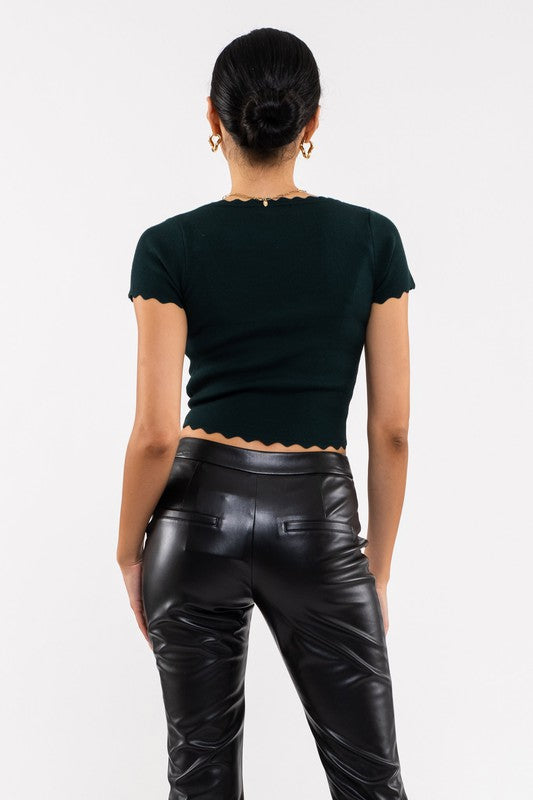 Scalloped Edge Baby Tee (black)