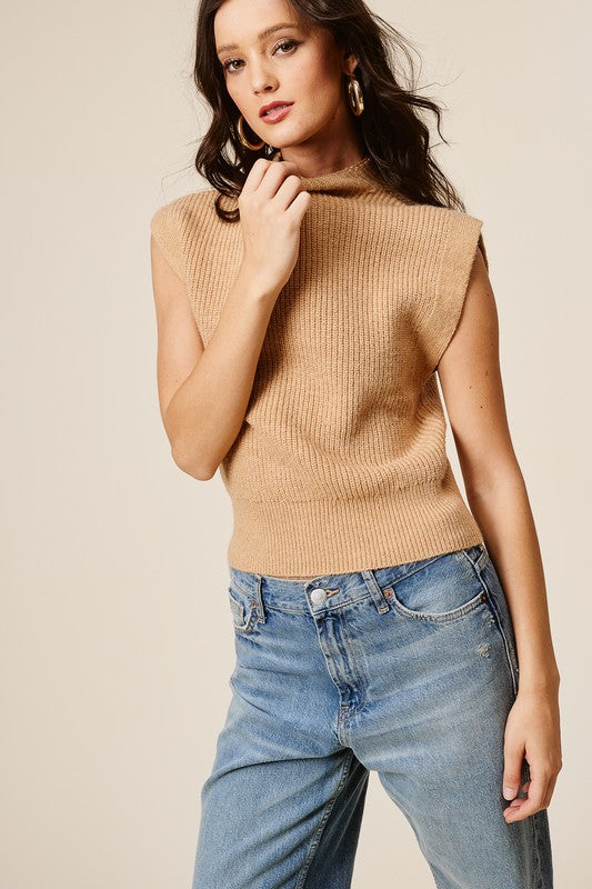 The Daphne Sweater Vest (camel)