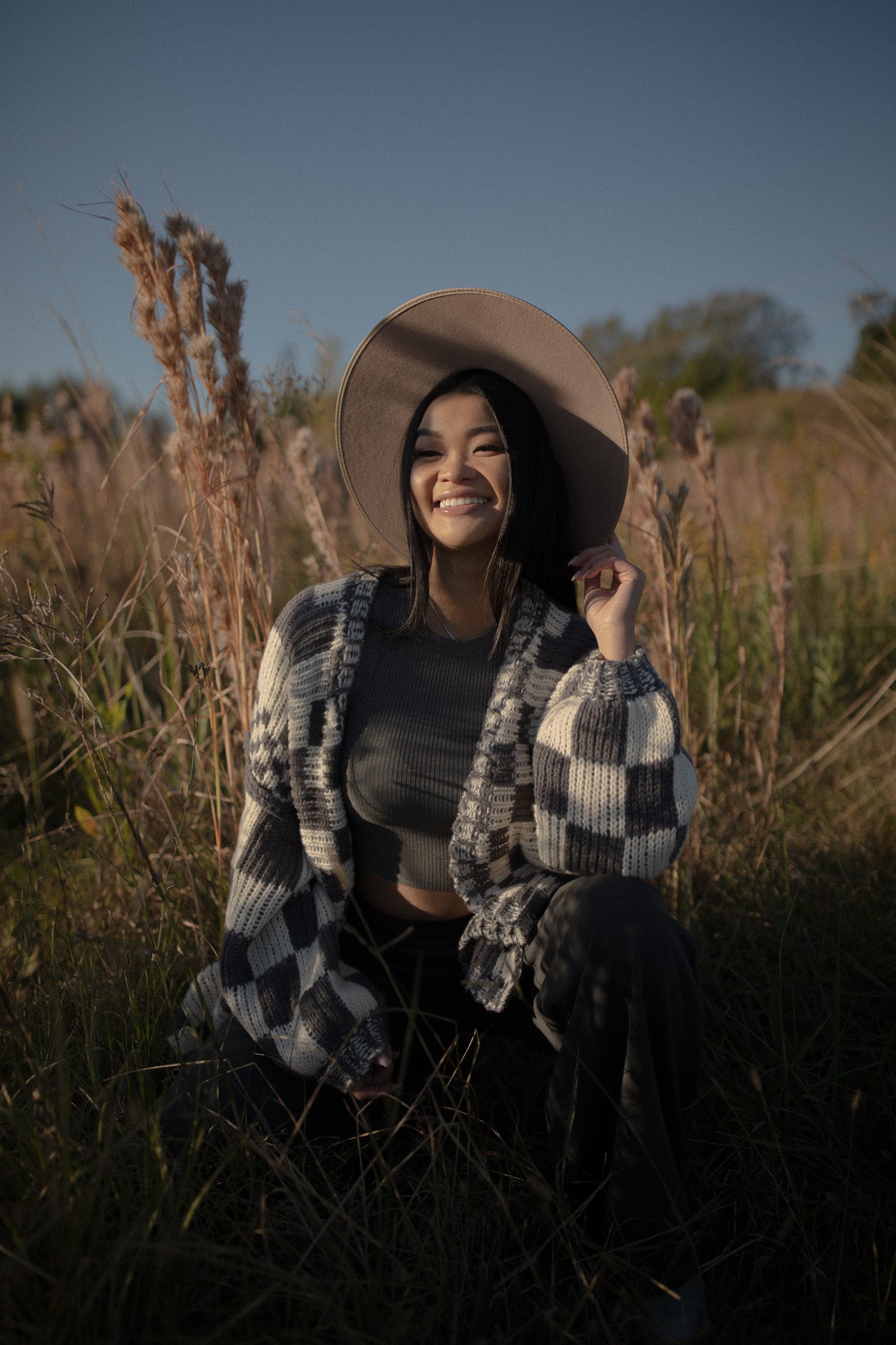 Oversized Checkered Cardigan (charcoal)