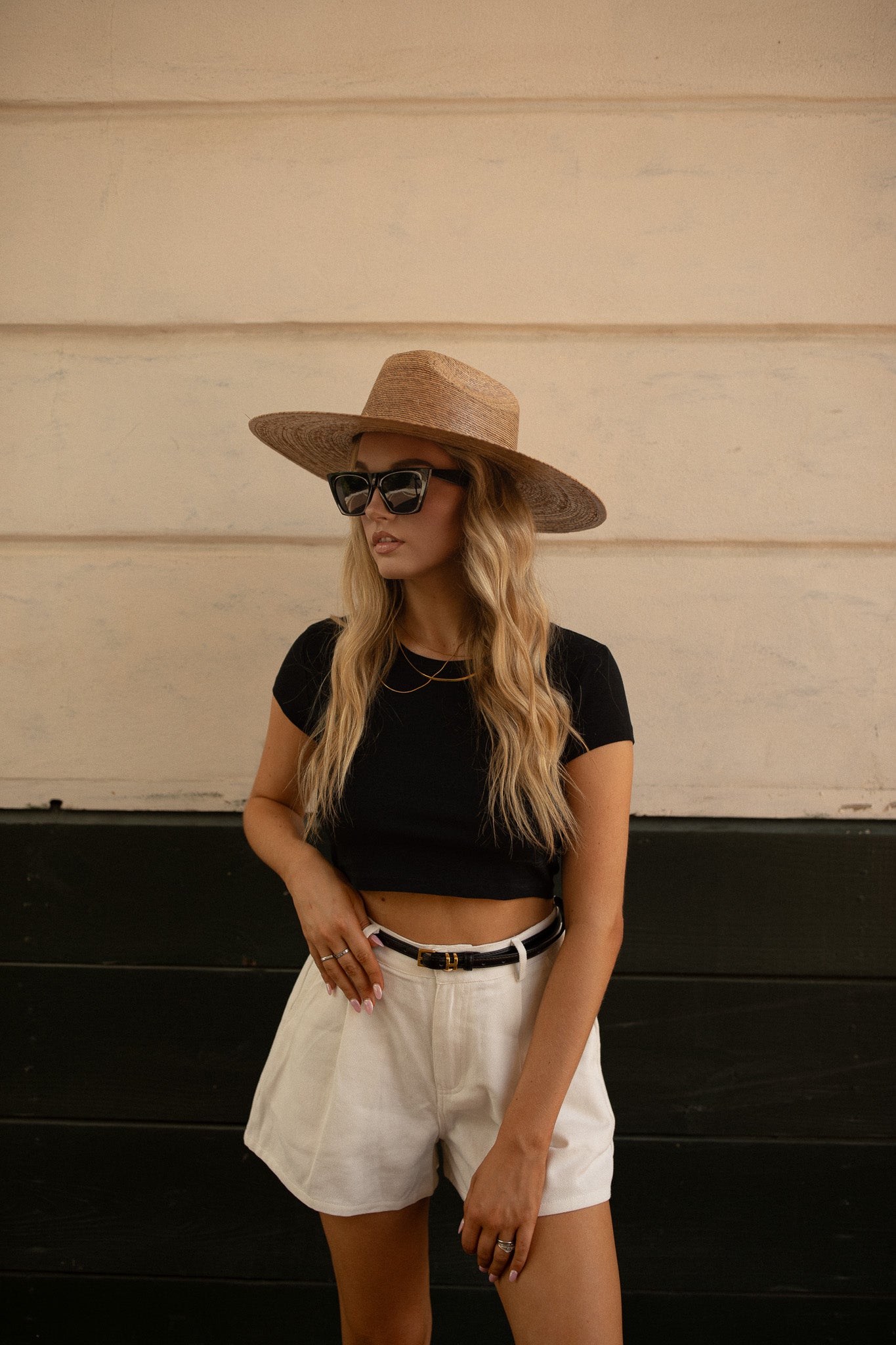 Winifred Flare Shorts (white)