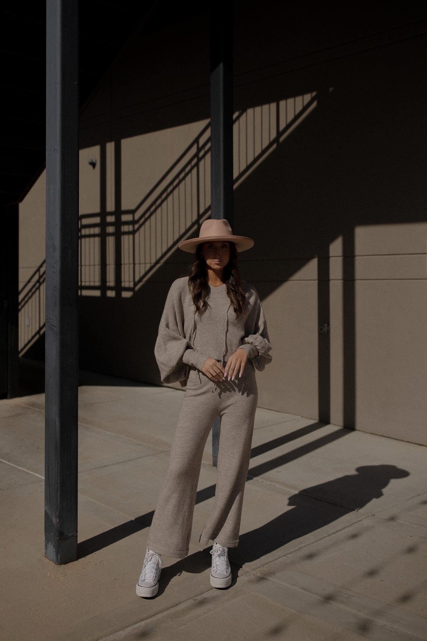 The Muse Sweater Pants (taupe)