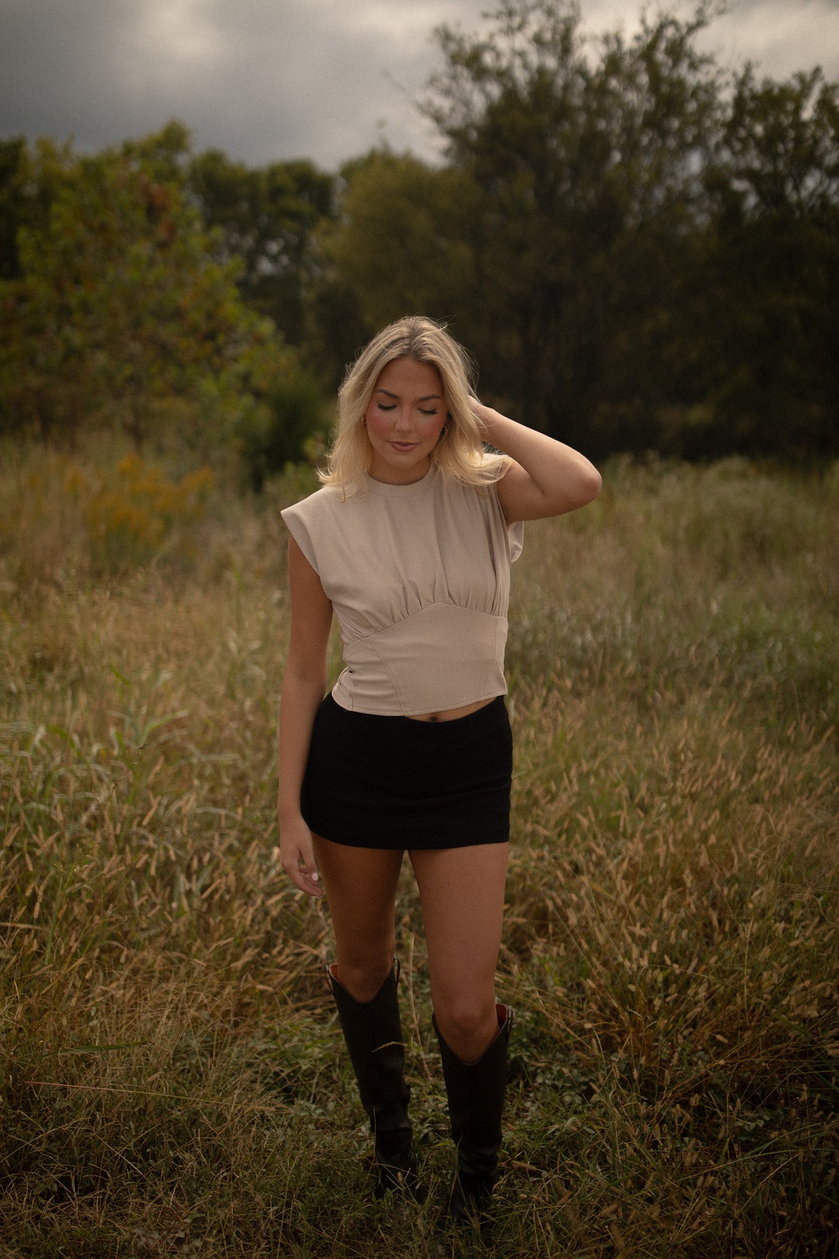 Mary Gathered Knit Top (beige)
