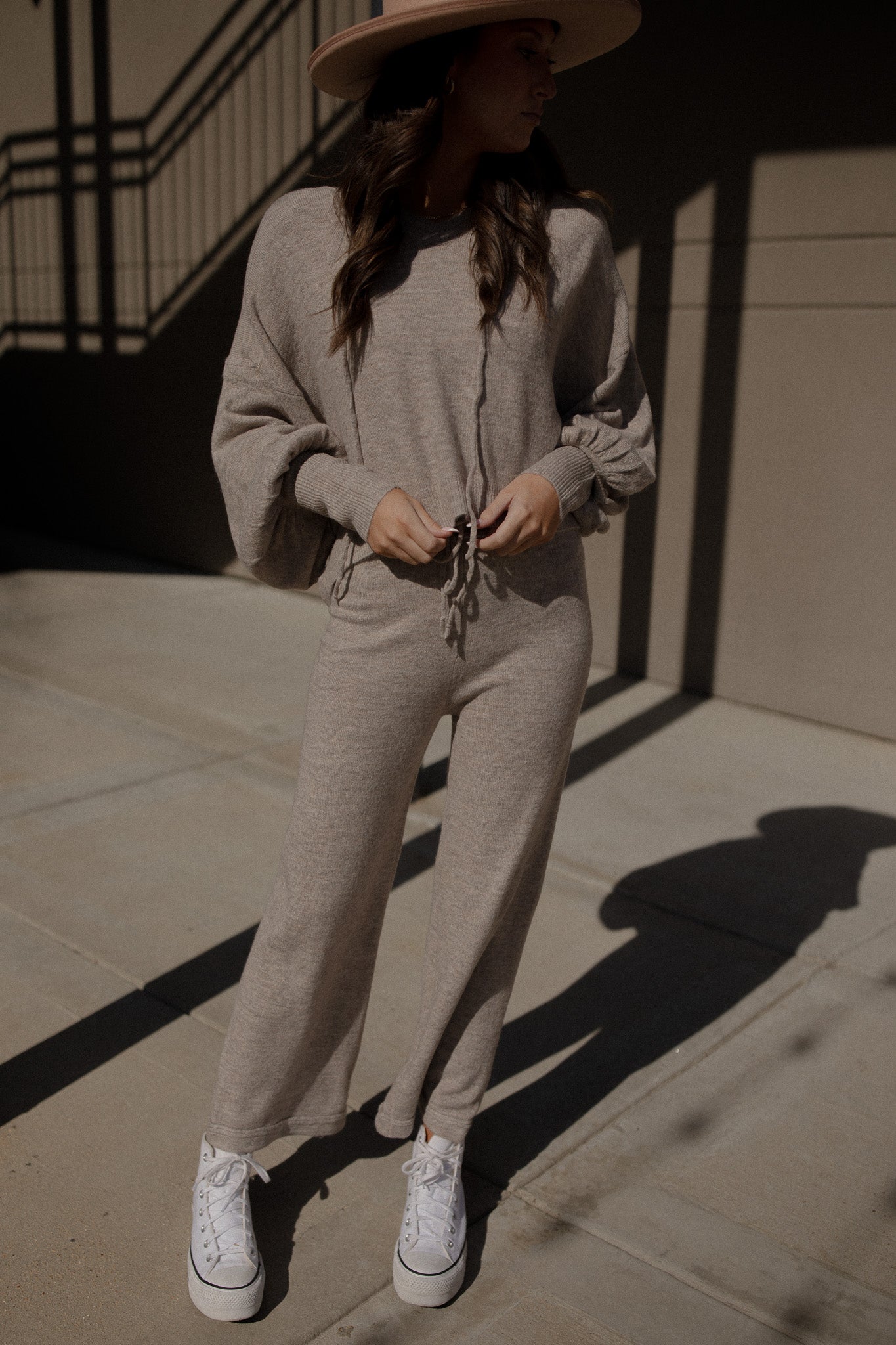 The Muse Sweater Pants (taupe)