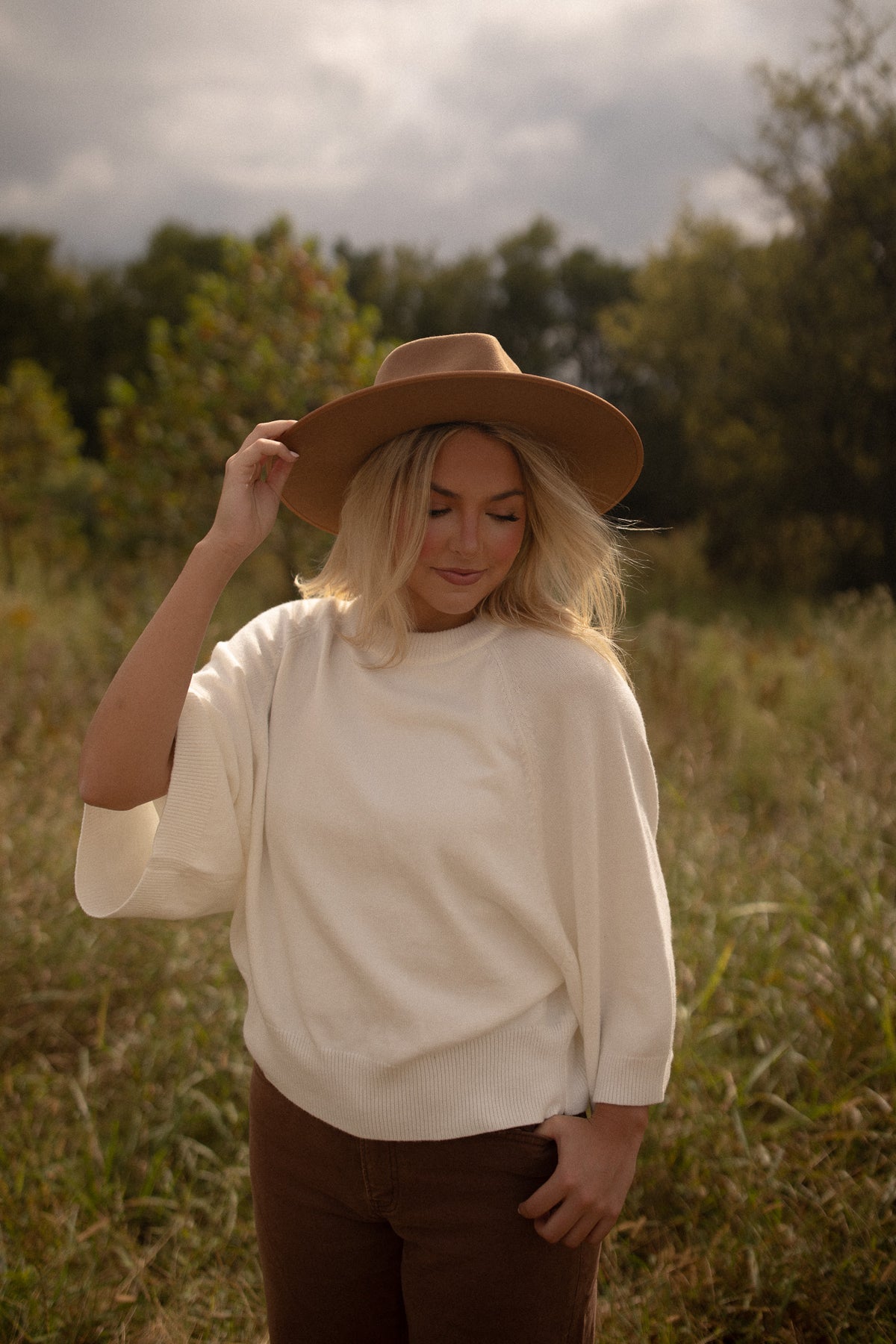 Rhodes Sweater (cream)