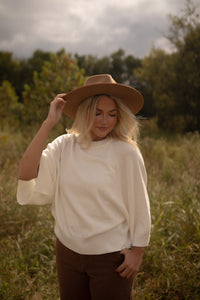 Rhodes Sweater (cream)
