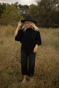Rhodes Sweater (black)