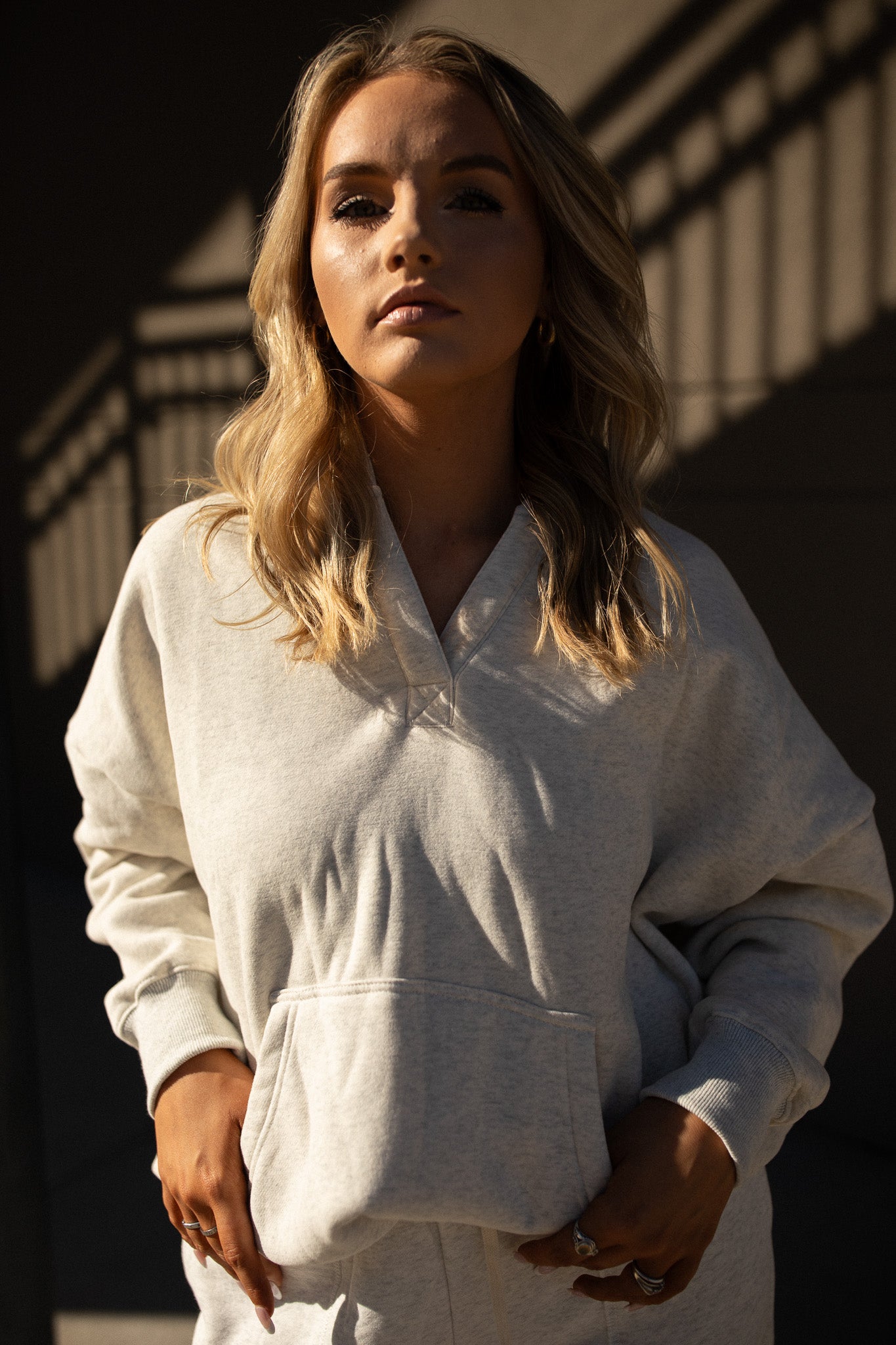 The Parker Pullover (white melange)
