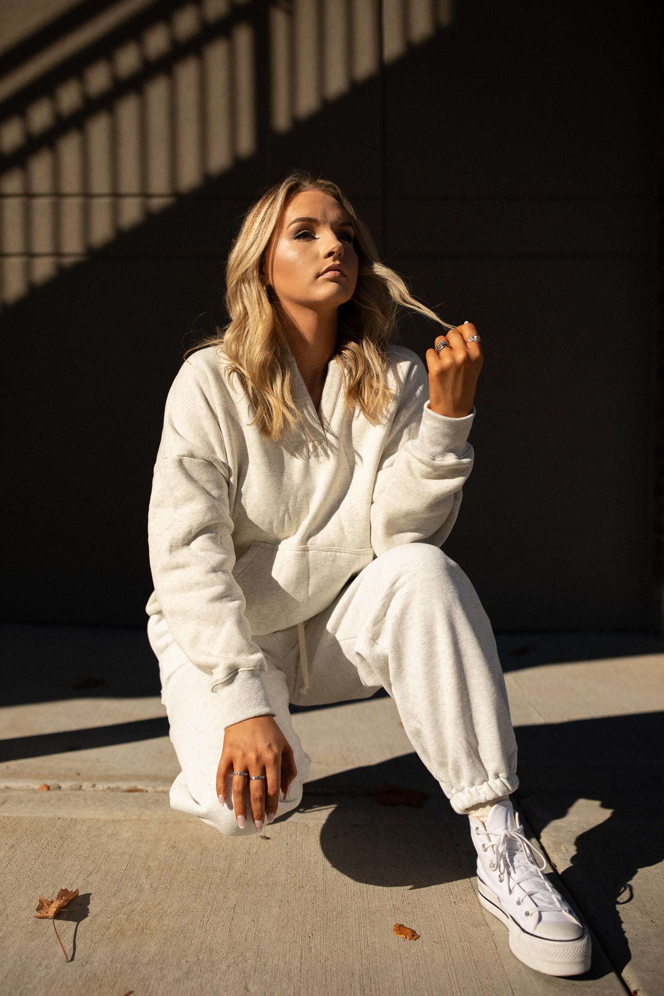 The Parker Pullover (white melange)