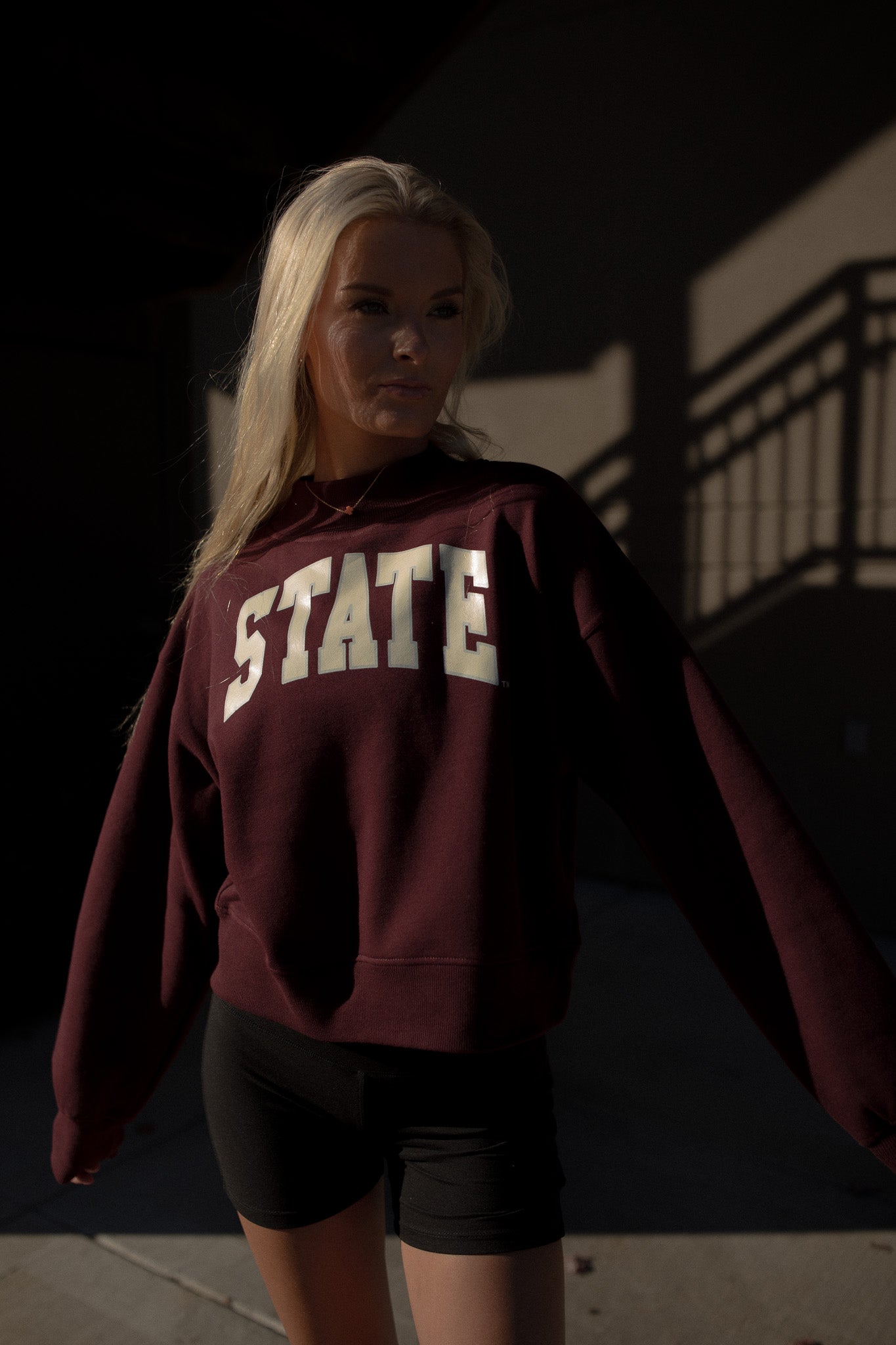 MSU Collegiate Cropped State Sweatshirt (maroon)