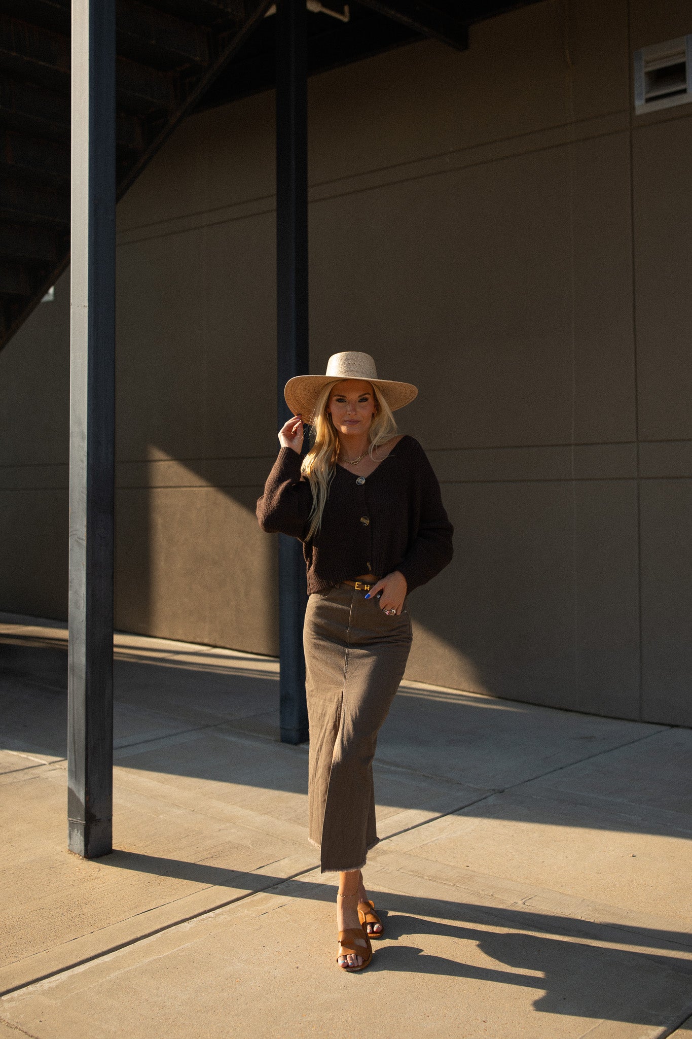 The Leon Cardigan (umber)