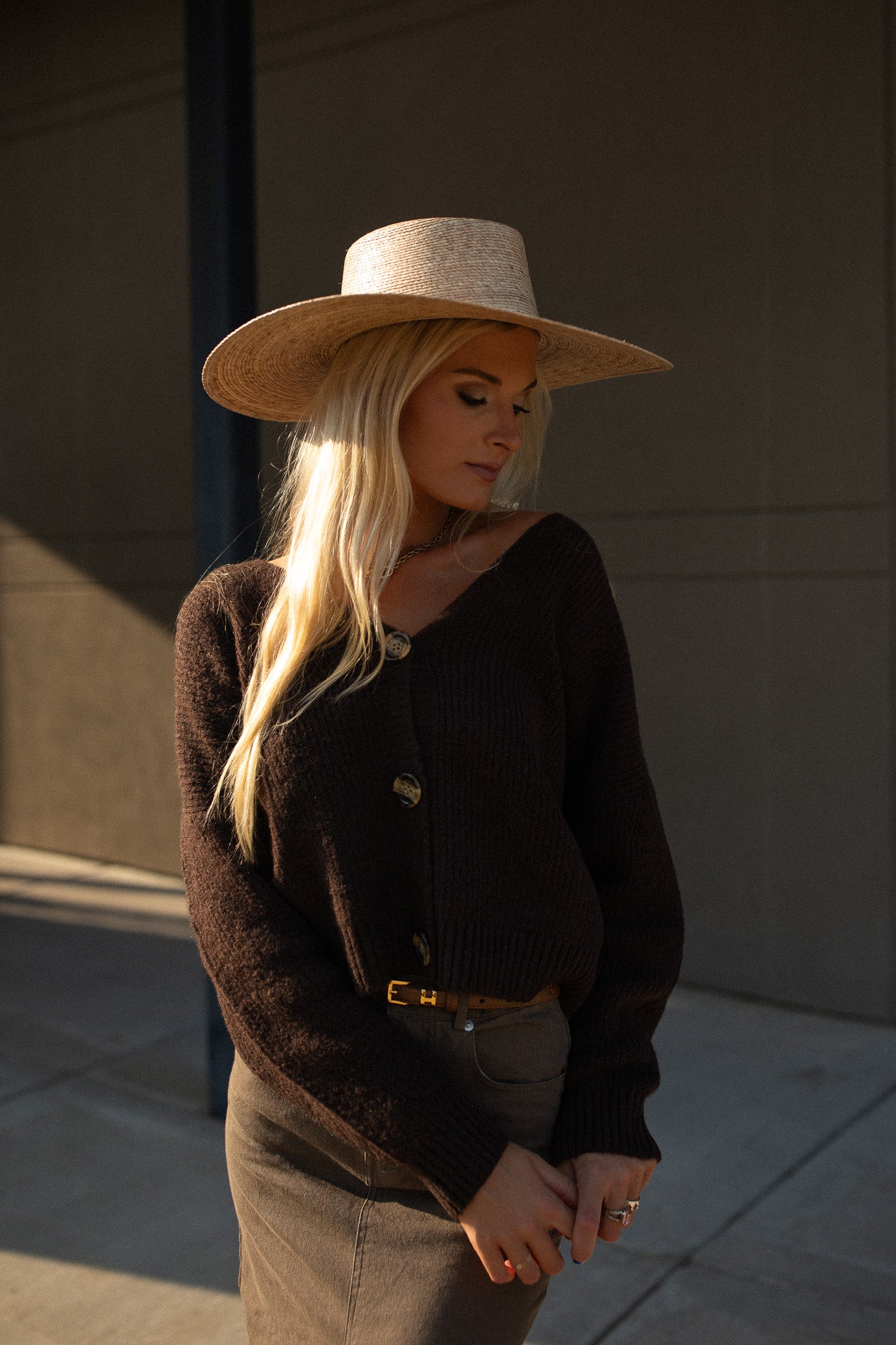 The Leon Cardigan (umber)