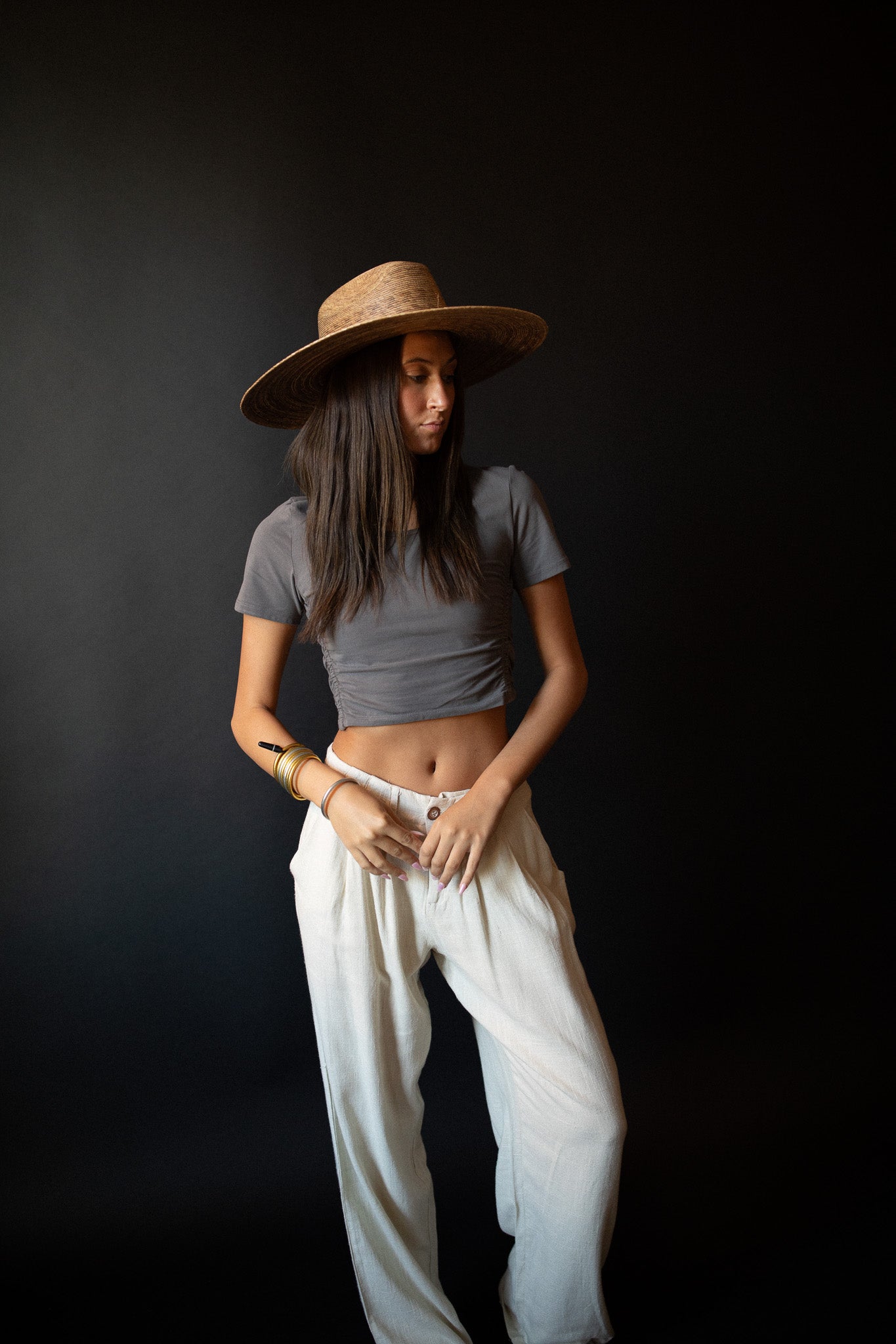 Cinched Side Baby Tee (charcoal)
