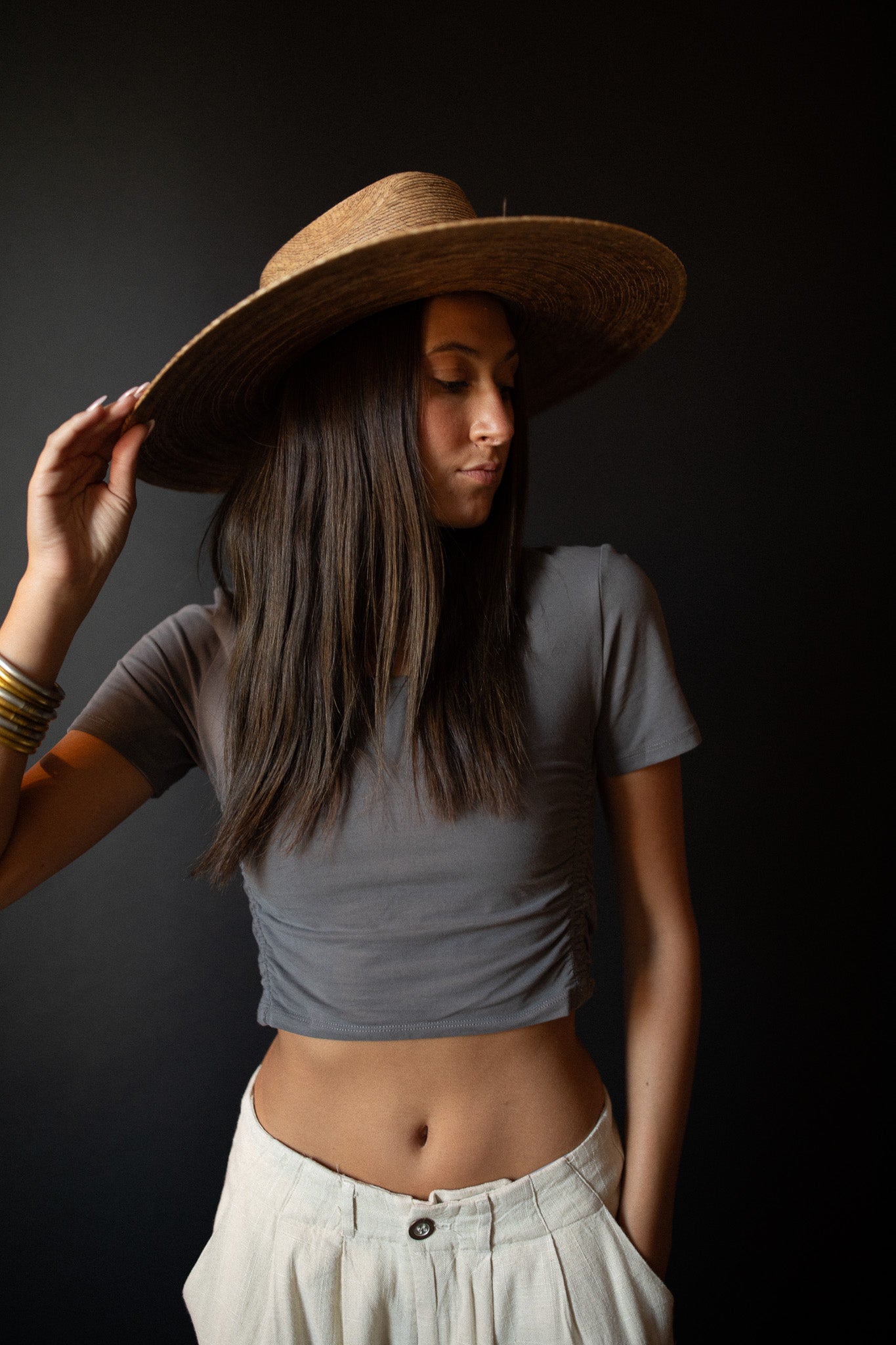 Cinched Side Baby Tee (charcoal)