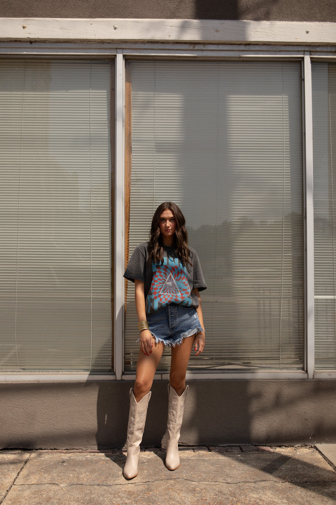 Junk Food - Unisex Pink Floyd Vintage Tee
