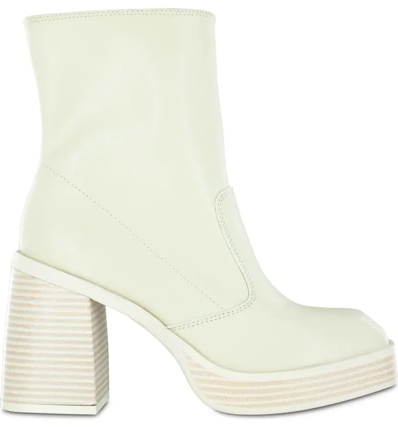 SALE Odie Boot (bone)