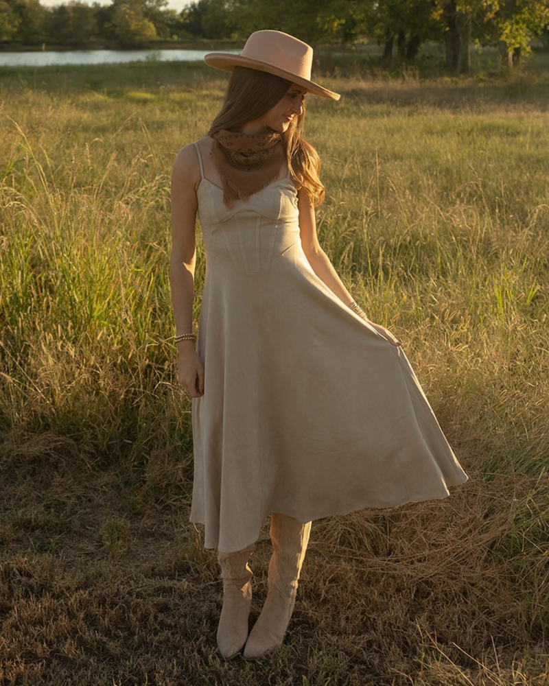 DRESSES