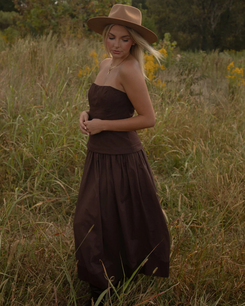 DRESSES