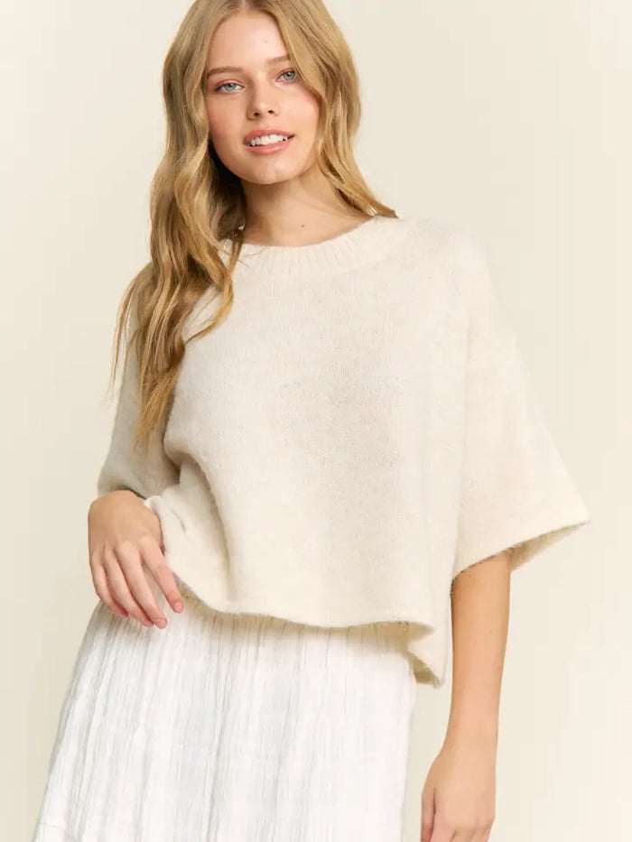 The Penelope Cropped Sweater (ivory)