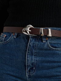 Pebble Dome Buckle Belt in Brown - GEORGE-MARY'S