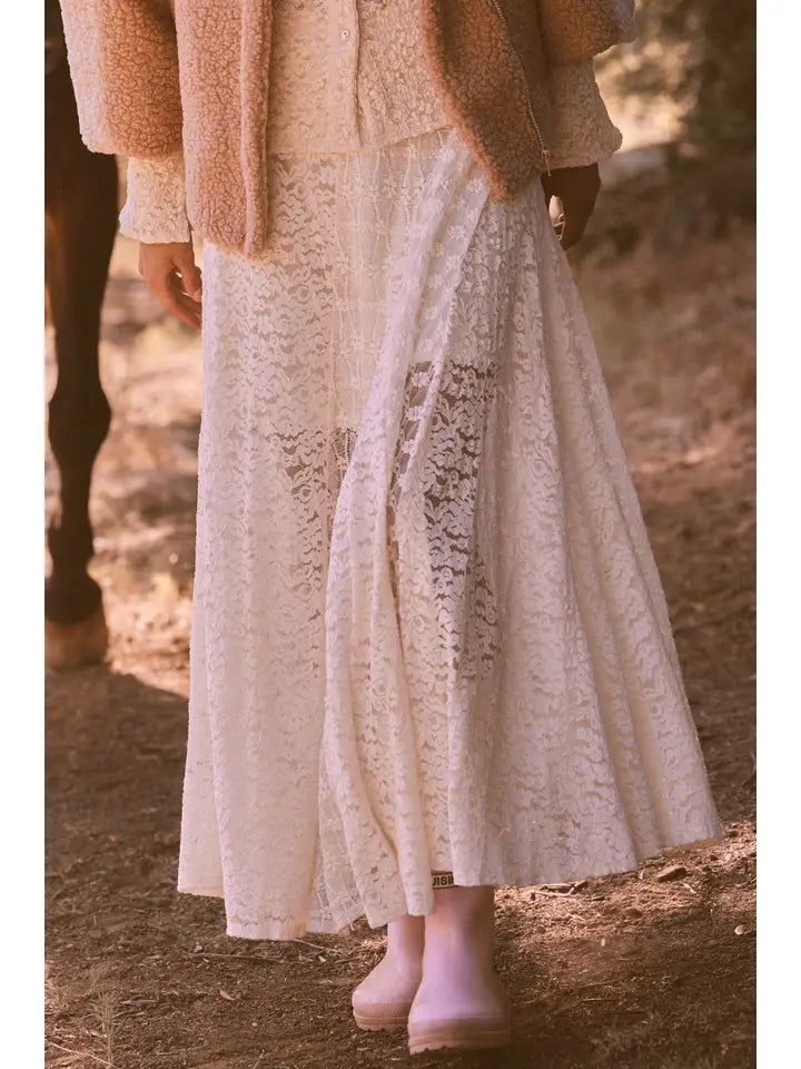 BEST SELLER Nomad Lace Maxi Skirt (cream)