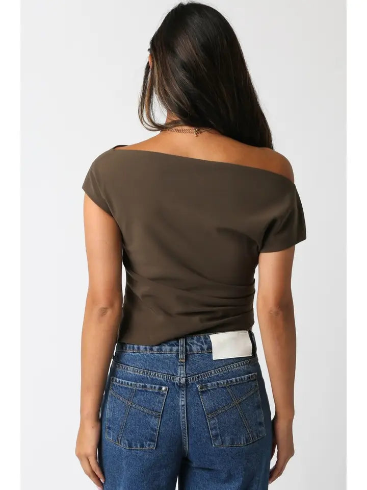 Draped Shoulder Top (brown)