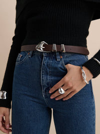 Pebble Dome Buckle Belt in Brown - GEORGE-MARY'S