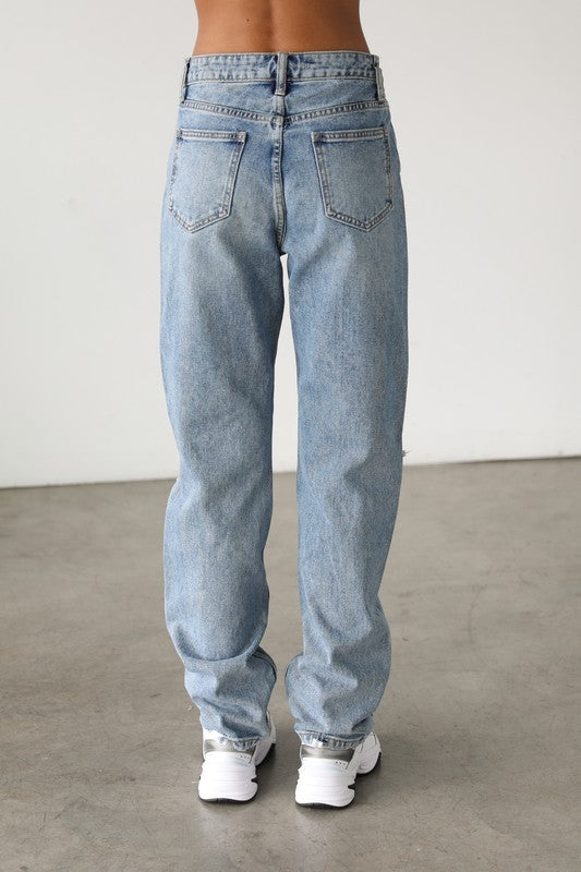 Distressed Straight Leg Jeans (medium)