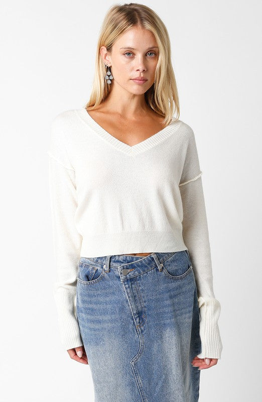 Chelsea V-Neck Sweater (ivory)