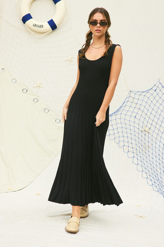 Ribbed Knit Maxi Dress (black)