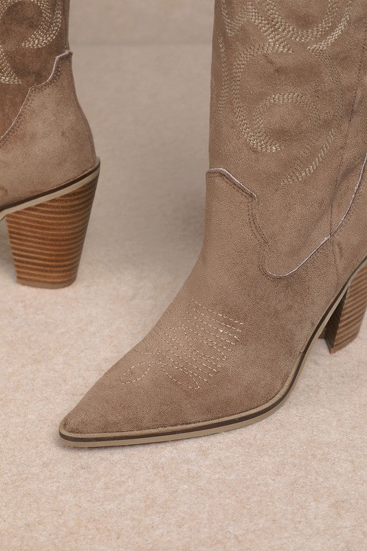 The Ivy Western Boot (taupe)