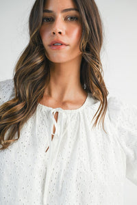Eyelet Scalloped Edge Shorts