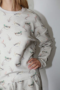 Duck Pond Sweatshirt (greige)