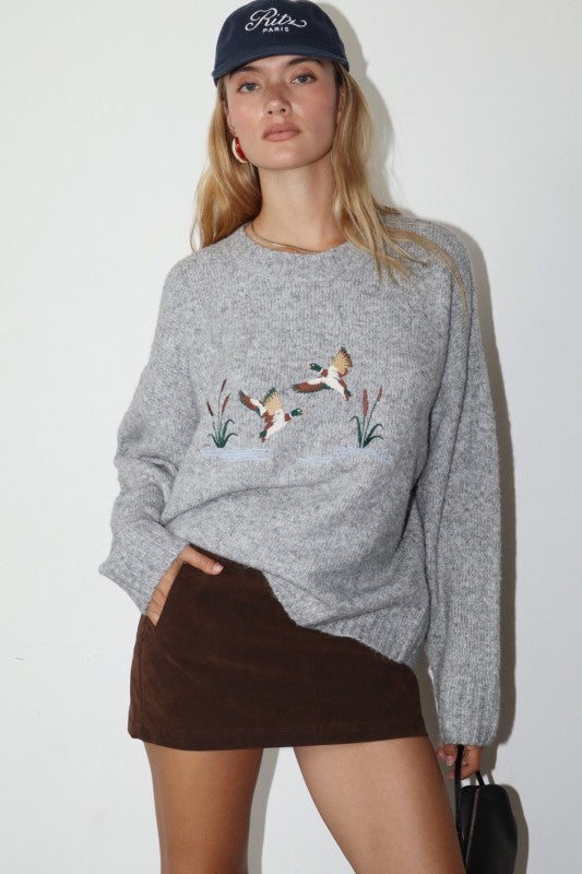 Embroidered Duck Sweater (grey)