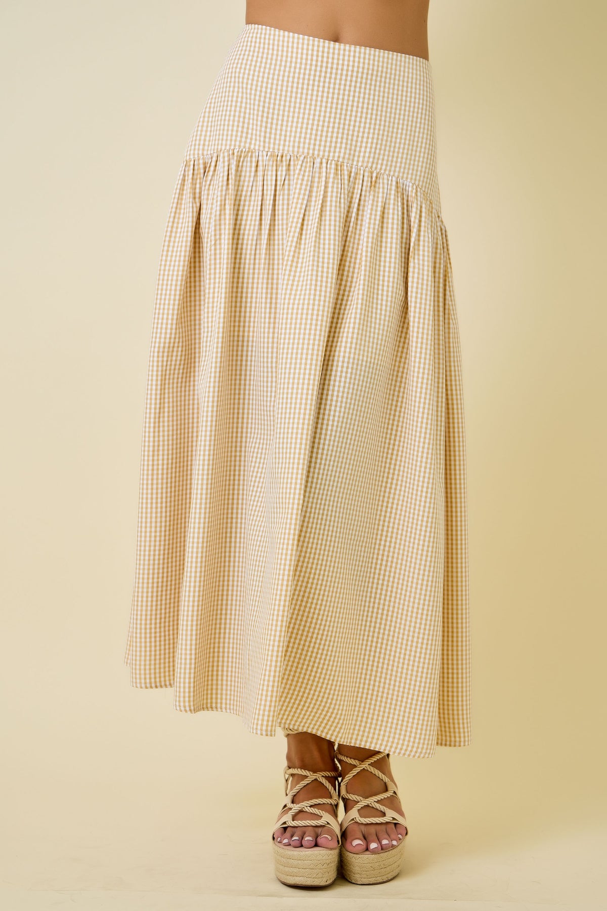 Gingham Cuved Yoke Skirt (tan)