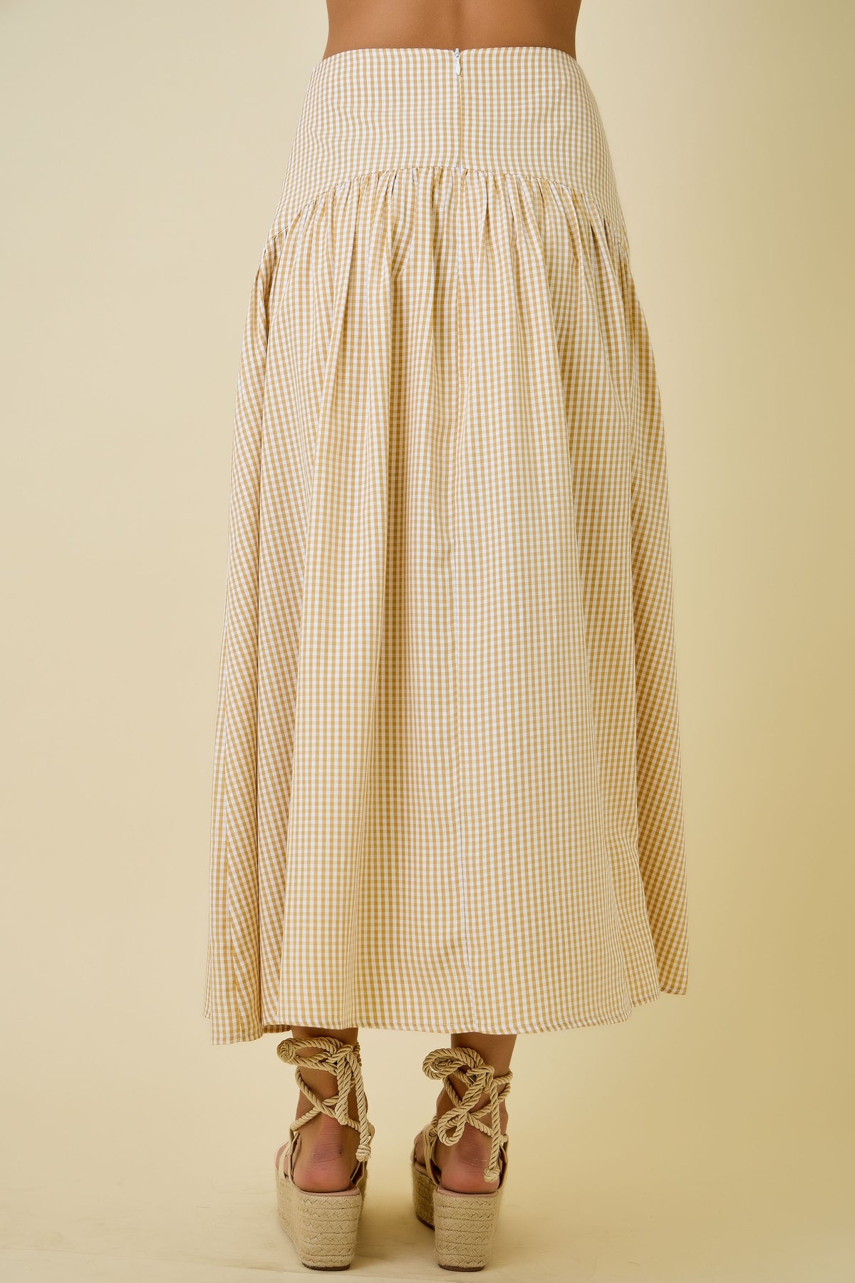 Gingham Cuved Yoke Skirt (tan)