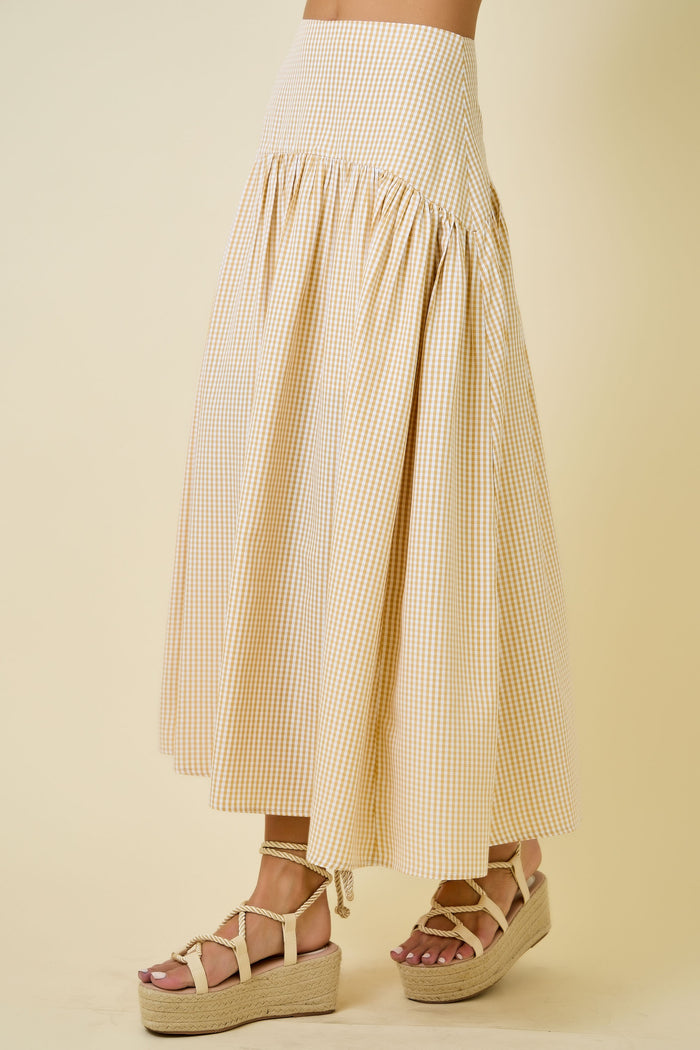 Gingham Cuved Yoke Skirt (tan)