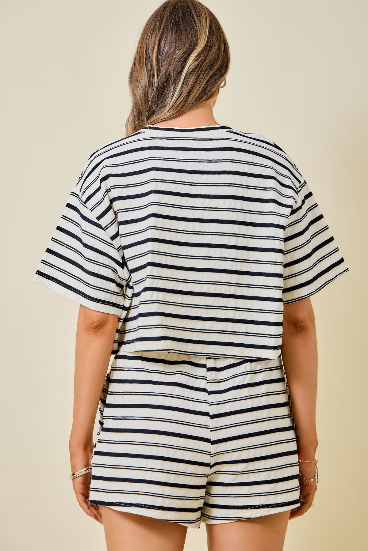 Drew Striped Boxy Top (b/w)