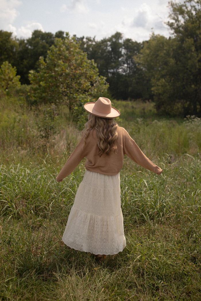 Eyelet Maxi Skirt (beige)