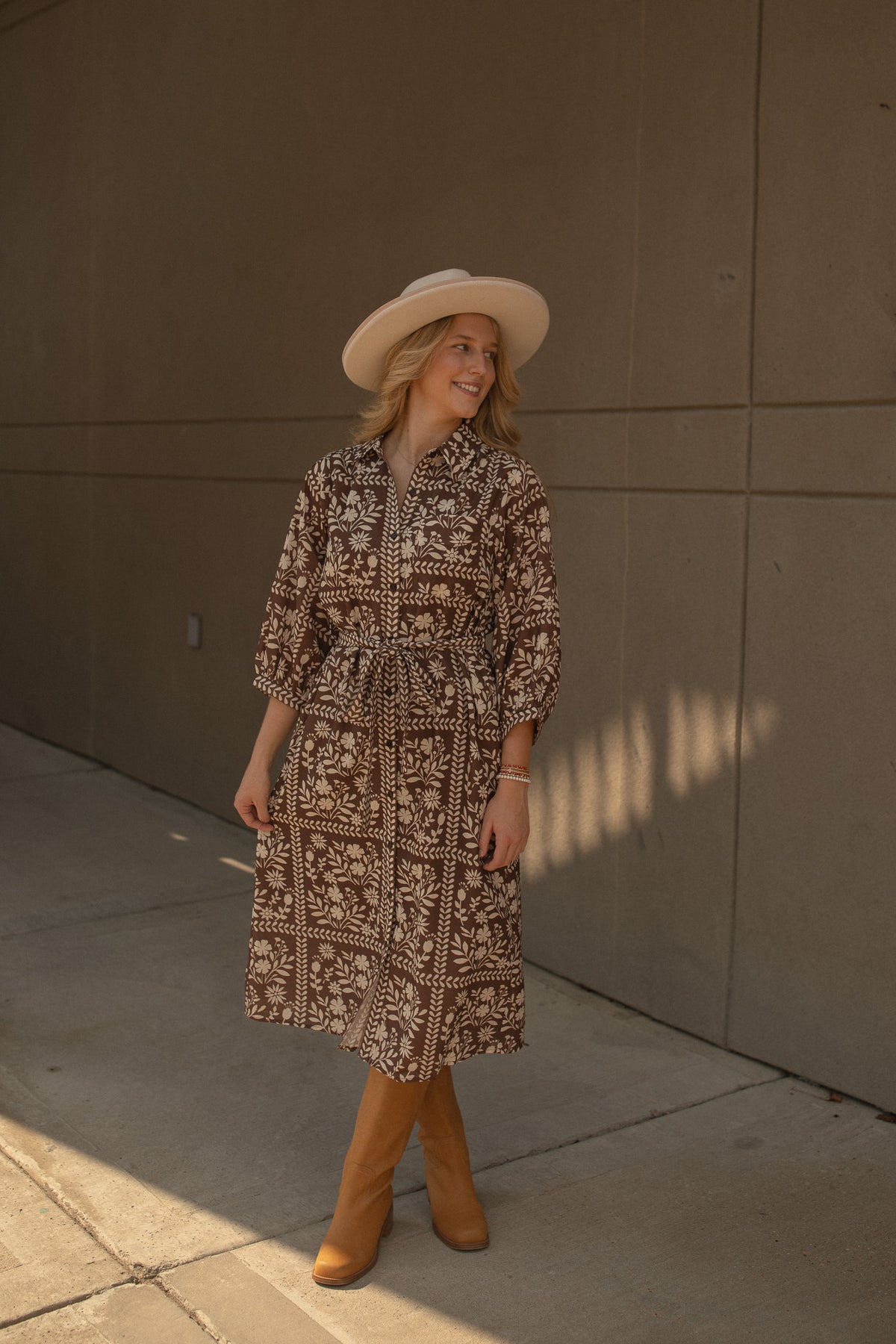 Adeleine Floral Shirt Dress (brown)