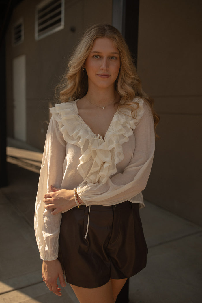 Marrietta Ruffled Blouse (ivory)