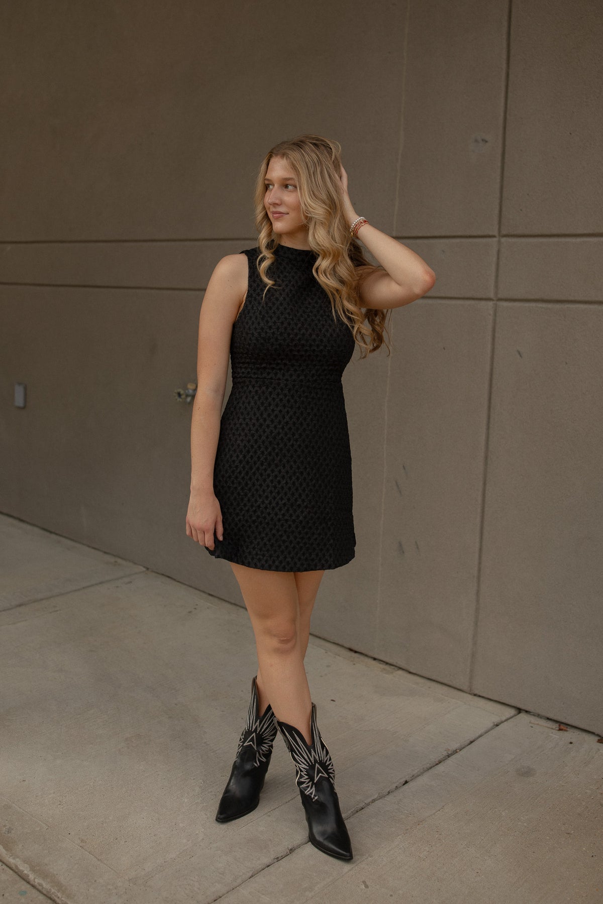 Mockneck Textured Dress (black)