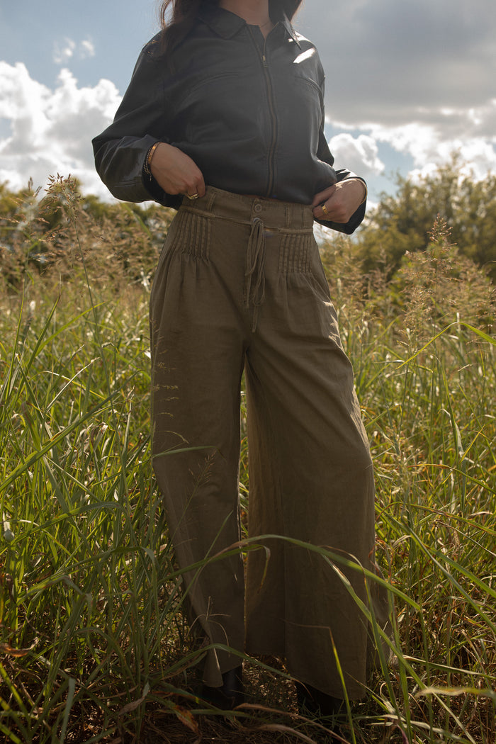 The Pintuck Pants (olive)