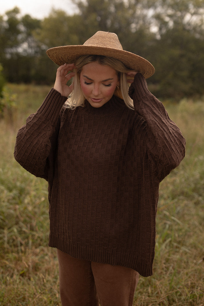 Monroe Checkered Sweater (chocolate)
