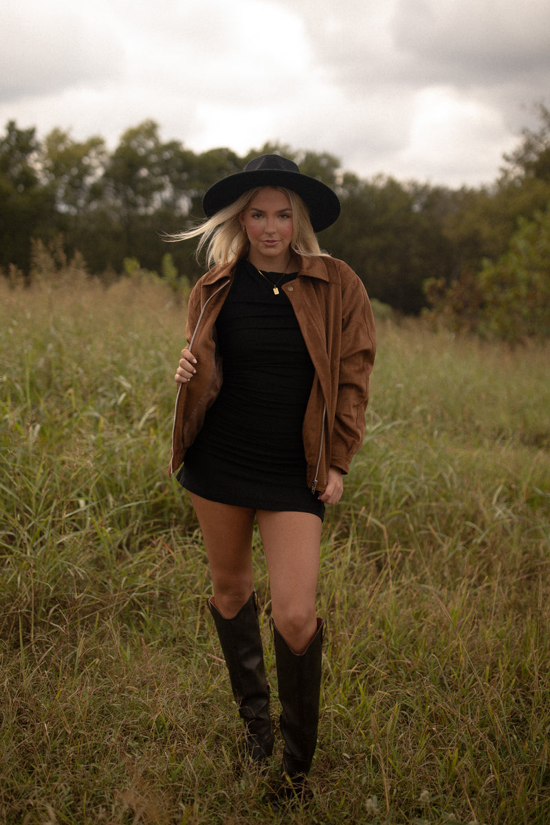 The Reverie Suede Jacket (dune)