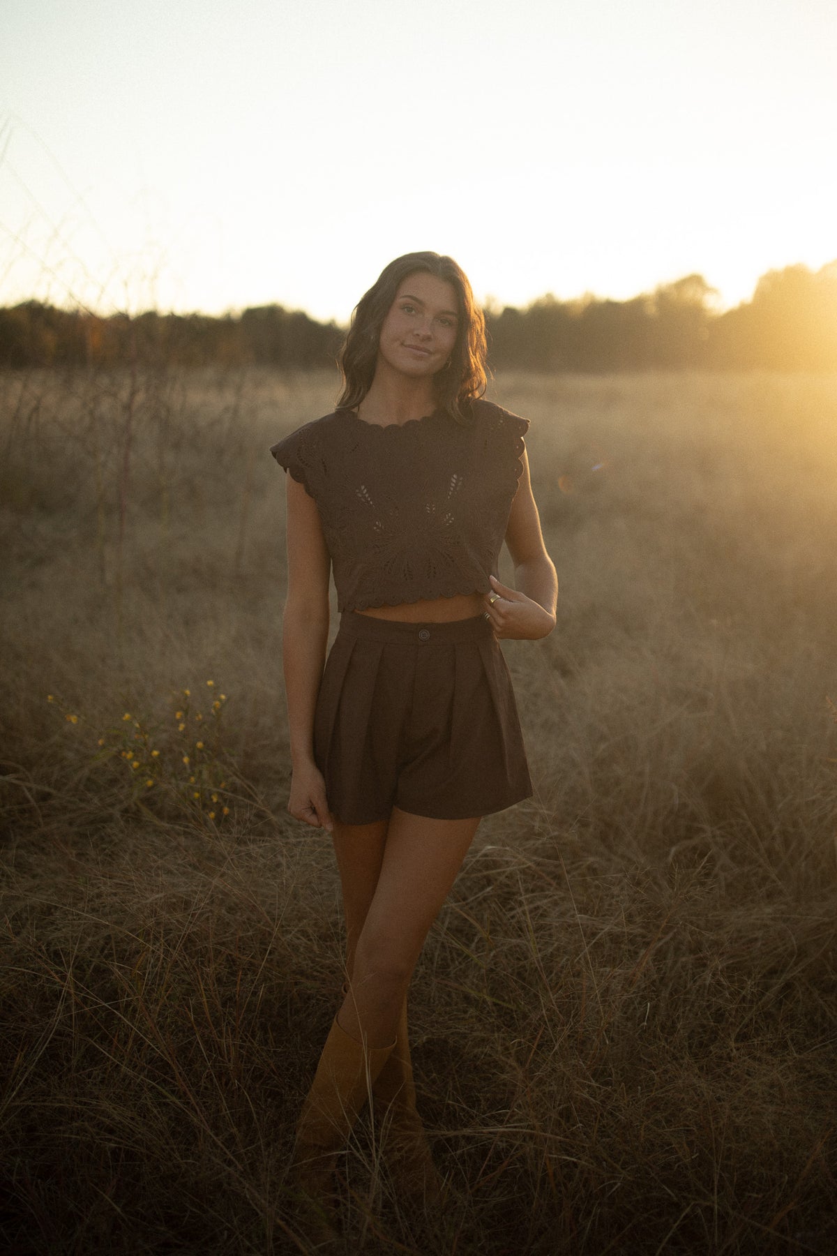 Chocolate Embroidery Pleated Shorts