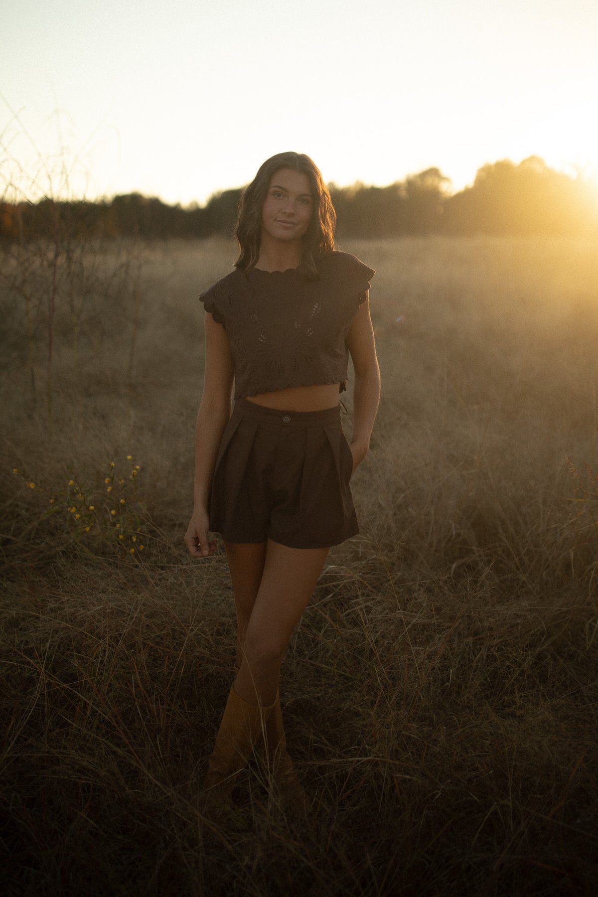 Chocolate Embroidery Pleated Shorts