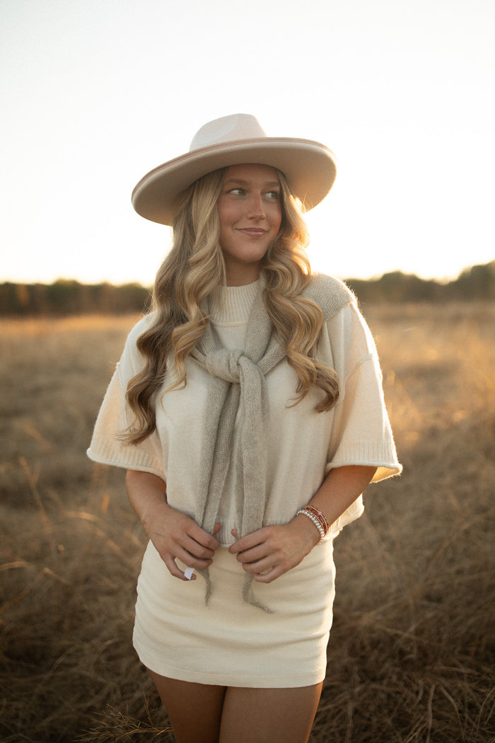 Eleanor Sweater Top (ivory)