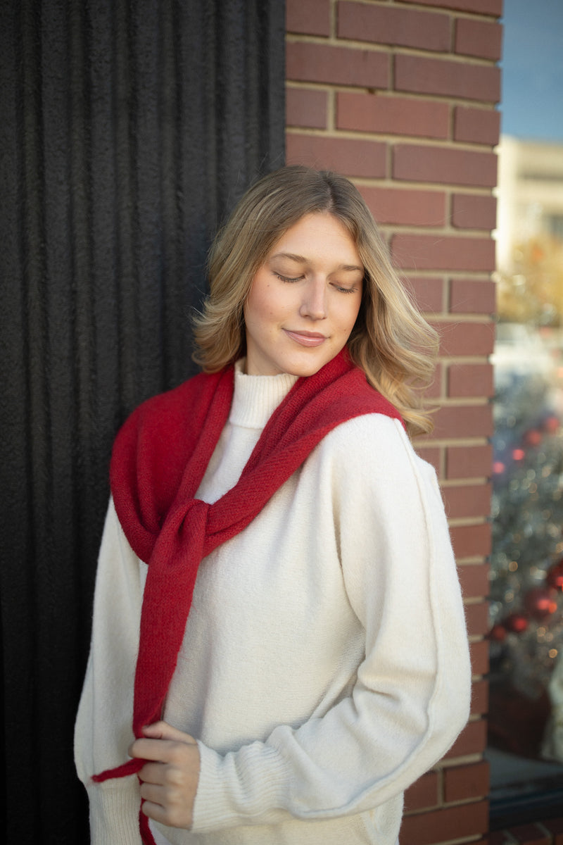 Westover Triangle Scarf (poppy)