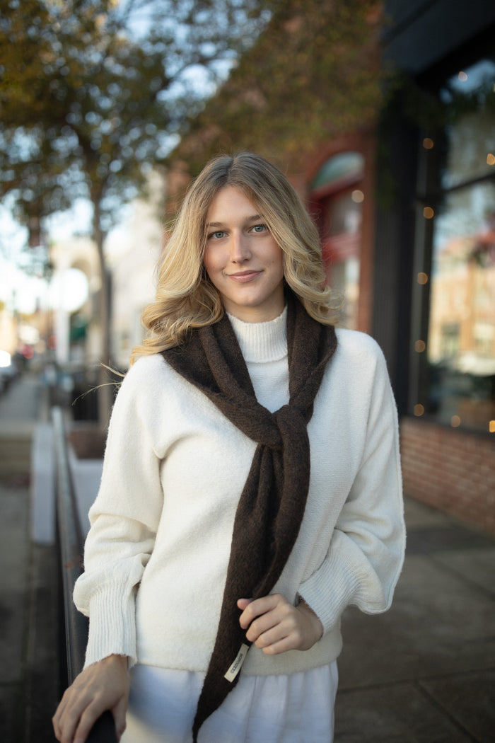 Westover Triangle Scarf (chocolate)